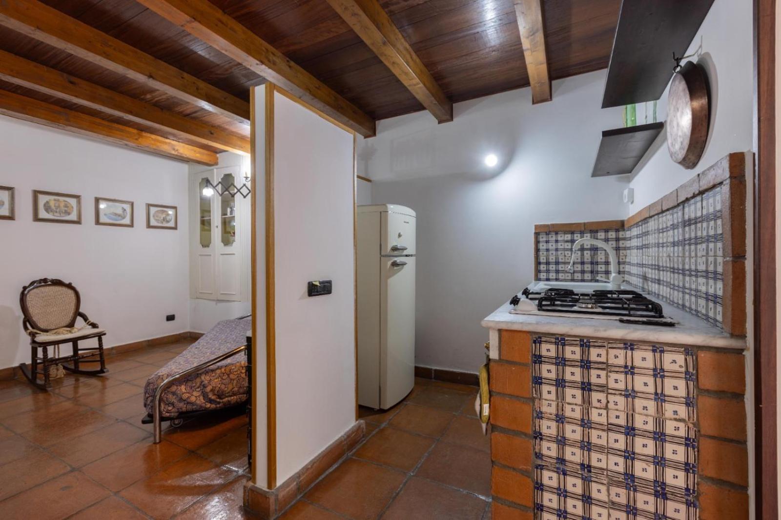 La Casa Del Principe A Colori Apartment Napoli Bagian luar foto