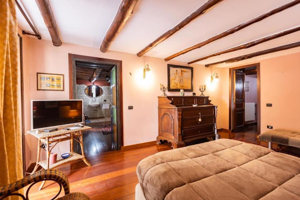 La Casa Del Principe A Colori Apartment Napoli Bagian luar foto