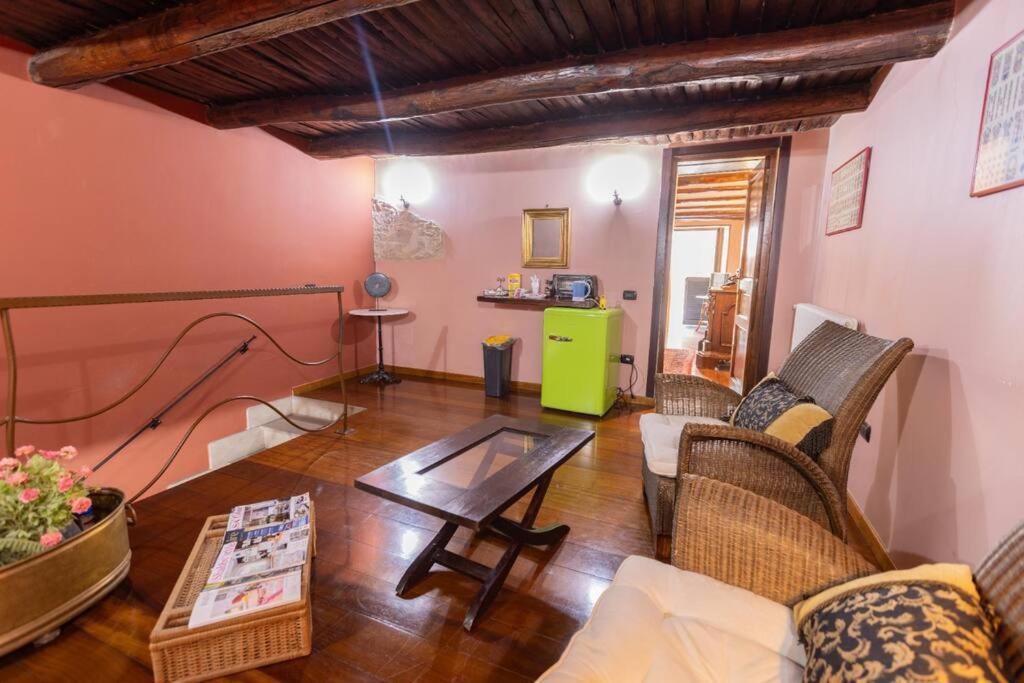 La Casa Del Principe A Colori Apartment Napoli Bagian luar foto